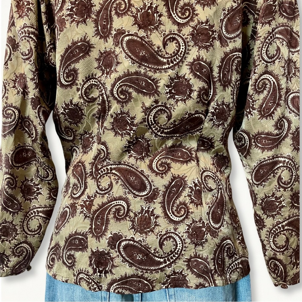 Vintage 1990s Neutral Tan + Brown Paisley Print 100% Silk V-Neck Blouse - Picture 9 of 11